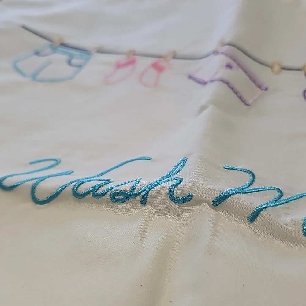 BeautiControl Embroidered Bag Collection - Cream and Multicolor